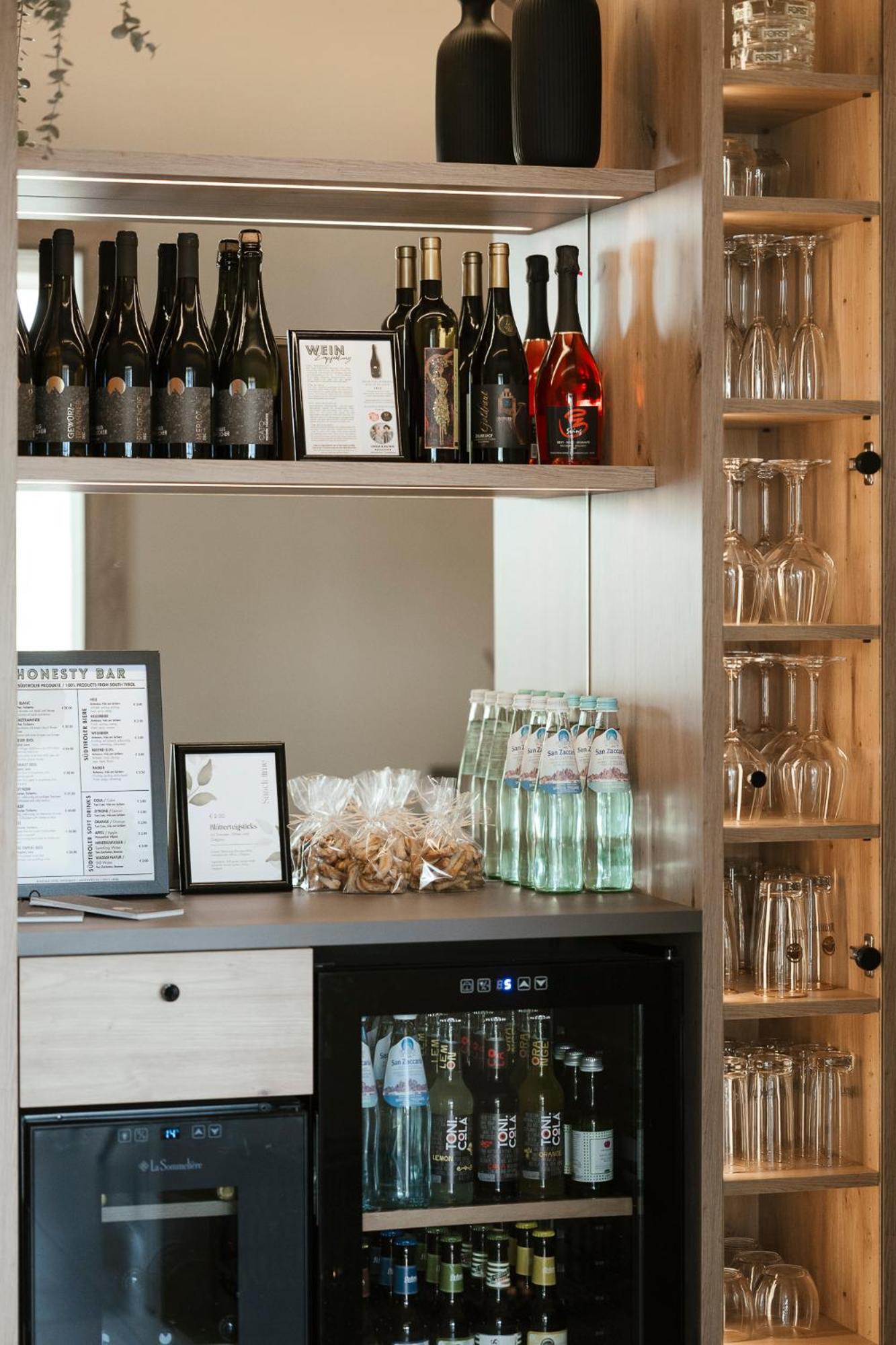 Boutique Hotel Wiesenhof - Adults Only Lana Eksteriør billede